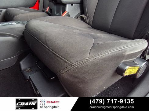 Used 2014 Jeep Wrangler Unlimited Sport w/ Quick Order Package 24S AWD/4WD image 22