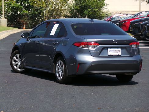 Used 2025 Toyota Corolla LE FWD image 3