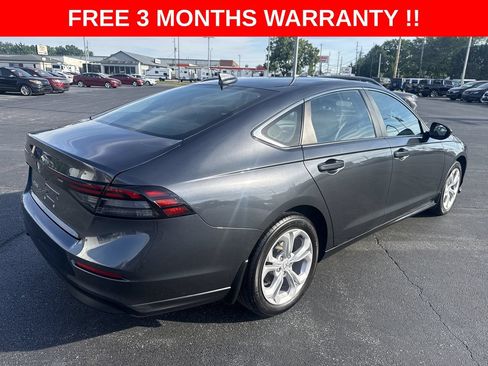 Used 2025 Honda Accord LX image 37