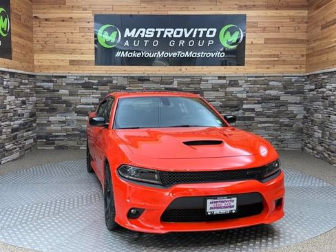 Used 2022 Dodge Charger R/T w/ Plus Group RWD image 2