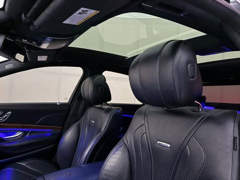 Used 2015 Mercedes-Benz S 63 AMG S63 AMG 4MATIC image 19