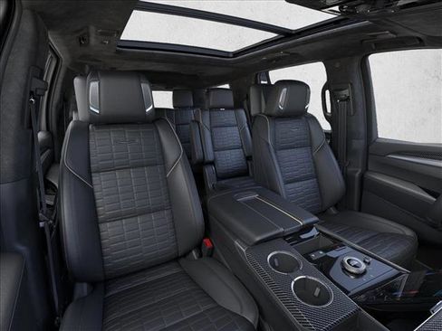 New 2026 Cadillac Escalade V w/ LPO, ONYX Package AWD/4WD image 16
