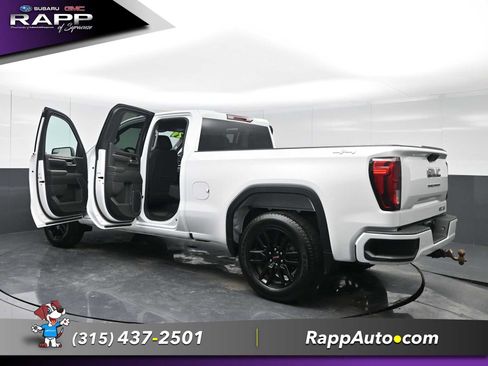 Used 2025 GMC Sierra 1500 Elevation image 30