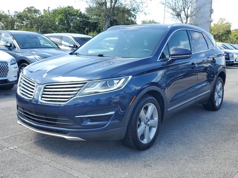 Used 2017 Lincoln MKC Premiere image 3