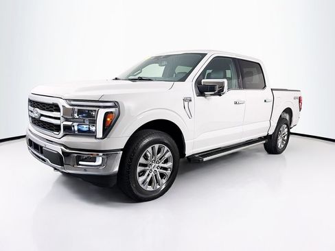 Used 2024 Ford F150 Lariat w/ Tow/Haul Package AWD/4WD image 3