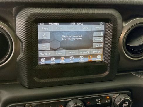 Used 2021 Jeep Wrangler Unlimited Sport AWD/4WD image 34