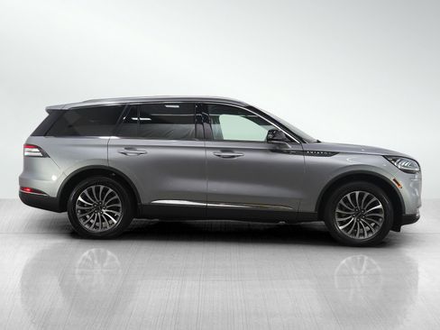 Used 2020 Lincoln Aviator Reserve w/ Elements Package Plus image 6