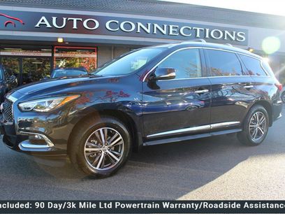 Used 2019 INFINITI QX60 Luxe w/ Essential Package