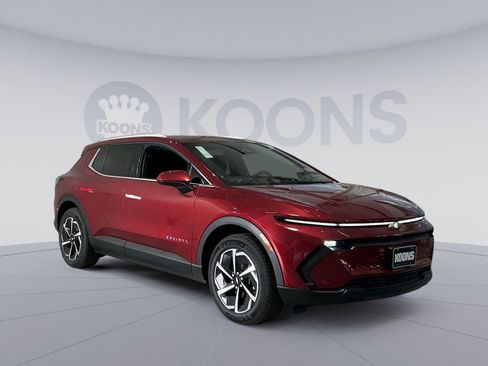 New 2026 Chevrolet Equinox EV LT image 18