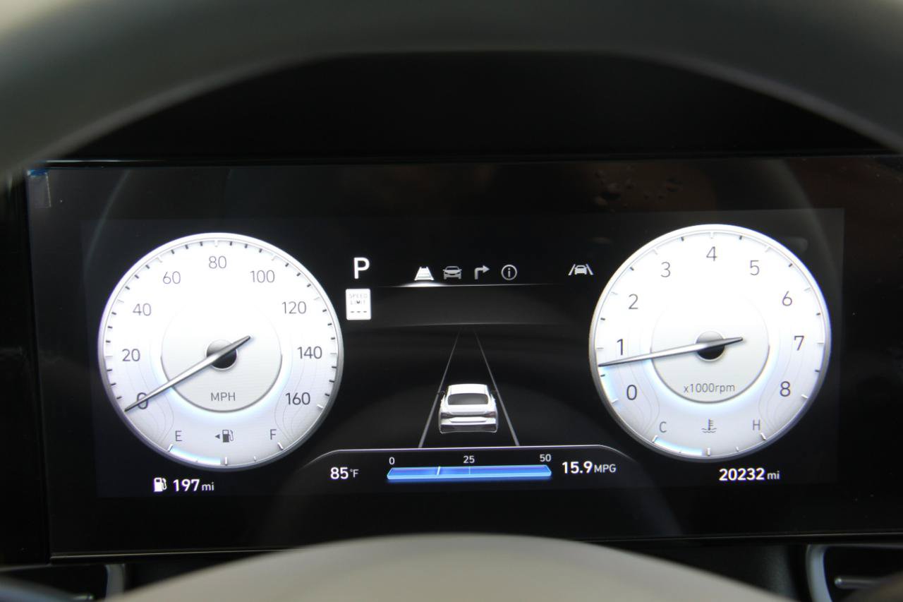 Used 2024 Hyundai Elantra SEL FWD image 20