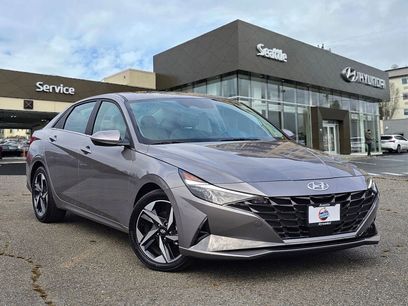 Used 2023 Hyundai Elantra Limited