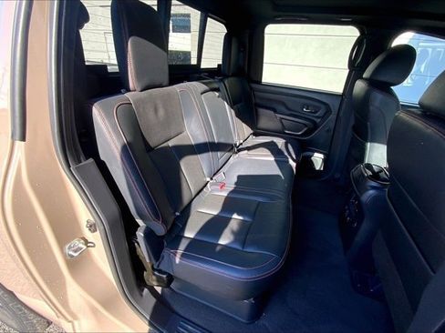Used 2021 Nissan Titan PRO-4X w/ Pro-4x Convenience Package AWD/4WD image 27