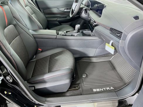 New 2026 Nissan Sentra SR FWD image 23