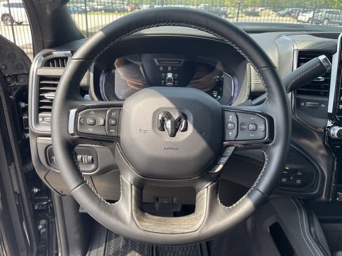 New 2025 RAM 2500 Limited AWD/4WD image 14