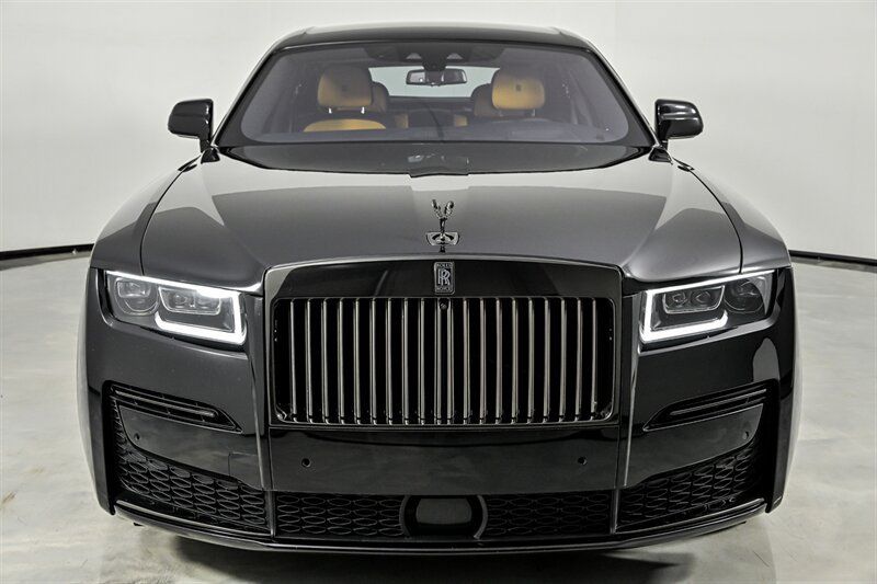 Used 2022 Rolls-Royce Ghost Black Badge AWD/4WD image 4