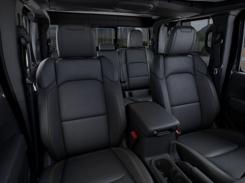 New 2025 Jeep Gladiator Sport image 16