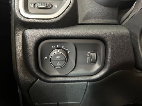 Certified 2024 RAM 2500 Big Horn image 19