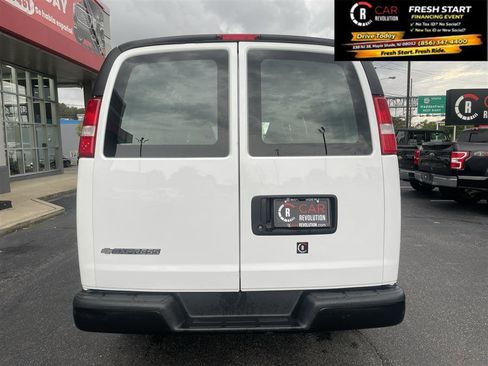 Used 2021 Chevrolet Express 2500 Extended w/ Driver Convenience Package RWD image 7