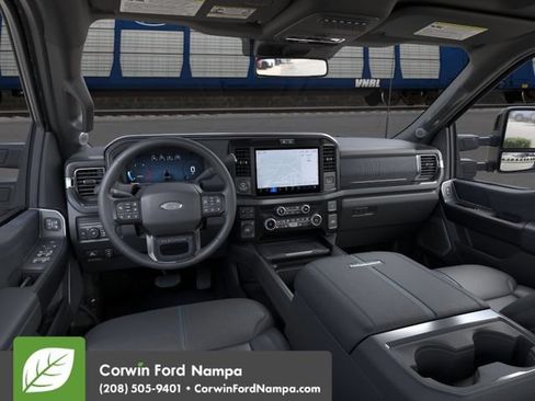 New 2026 Ford F450 Platinum w/ FX4 Off-Road Package AWD/4WD image 9