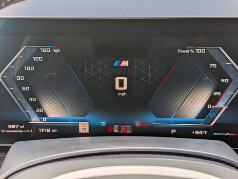 Used 2025 BMW X7 M60i AWD/4WD image 30