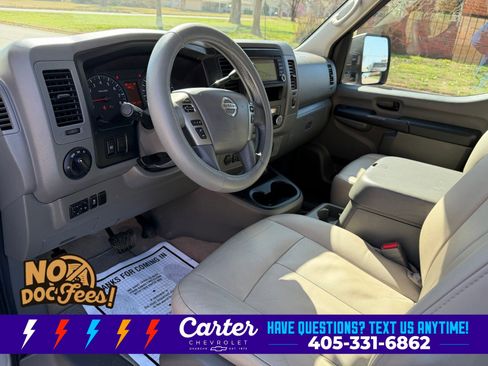 Used 2017 Nissan NV 3500 SL RWD image 24