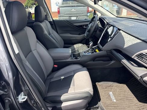 Used 2024 Subaru Outback Onyx Edition AWD/4WD image 27