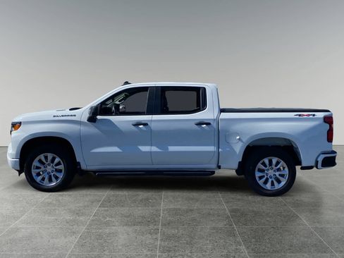 Used 2025 Chevrolet Silverado 1500 Custom AWD/4WD image 2