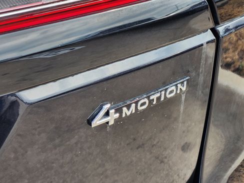 Used 2023 Volkswagen Atlas SEL R-Line image 36