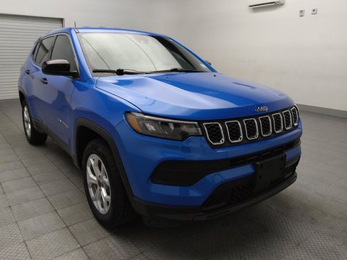Used 2025 Jeep Compass Sport AWD/4WD image 13