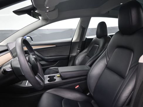 Used 2023 Tesla Model 3 Standard Range image 14