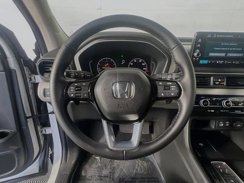Used 2023 Honda Pilot EX-L image 16