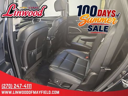 Used 2024 Kia Telluride EX w/ EX Captain's Chair Package AWD/4WD image 16