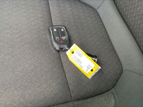 Used 2021 Chevrolet Silverado 1500 RST image 14