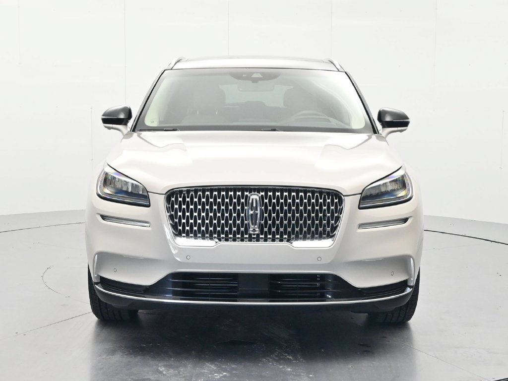 Used 2022 Lincoln Corsair Reserve w/ Equipment Group 201A FWD image 2