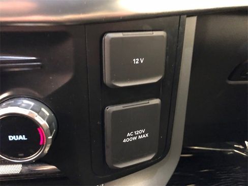 Used 2022 Ford F150 Lariat image 26