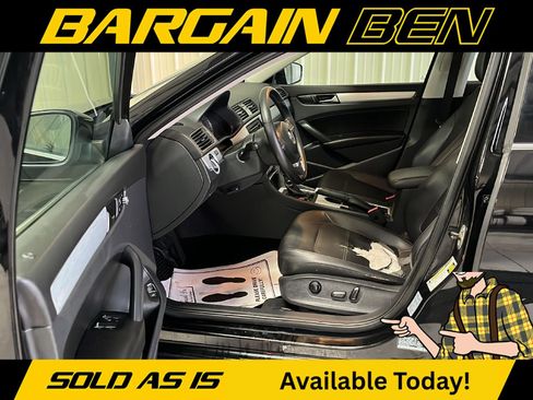 Used 2013 Volkswagen Passat 2.5 SE image 10