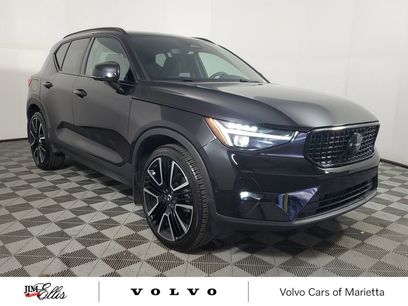 Used 2026 Volvo XC40 B5 Ultra w/ Climate Package