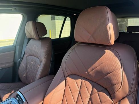 New 2026 BMW X5 xDrive50e w/ M Sport Package AWD/4WD image 13