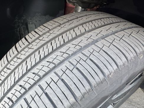 Used 2024 Volkswagen Atlas Cross Sport SE image 13