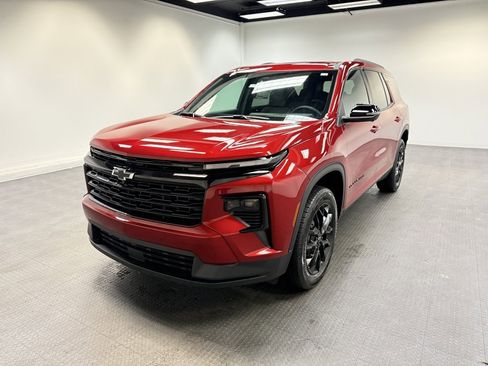 New 2026 Chevrolet Traverse LT w/ Midnight/Sport Edition image 1