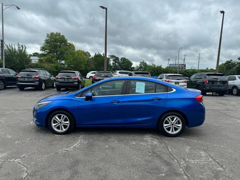Used 2016 Chevrolet Cruze LT FWD image 6