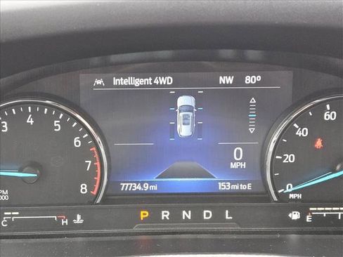Used 2022 Ford Explorer XLT w/ Equipment Group 202A AWD/4WD image 13