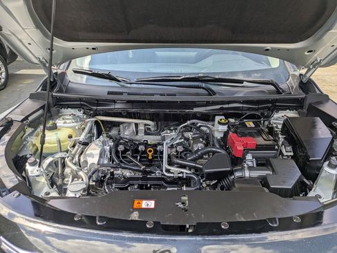 Used 2025 Mitsubishi Outlander SE image 35