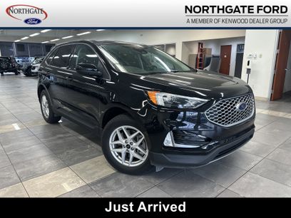 Used 2023 Ford Edge SEL w/ Convenience Package
