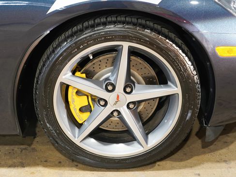 Used 2013 Chevrolet Corvette Coupe w/ 4LT Preferred Equipment Group RWD image 59