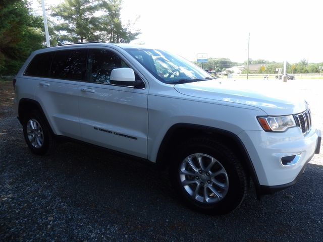 Used 2022 Jeep Grand Cherokee Laredo X AWD/4WD image 6