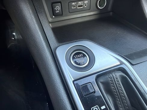 Used 2024 Nissan Sentra SV FWD image 19