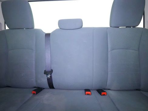 Used 2014 RAM 1500 ST w/ SXT Appearance Group AWD/4WD image 18