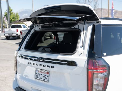 Used 2023 Chevrolet Suburban Z71 AWD/4WD image 13