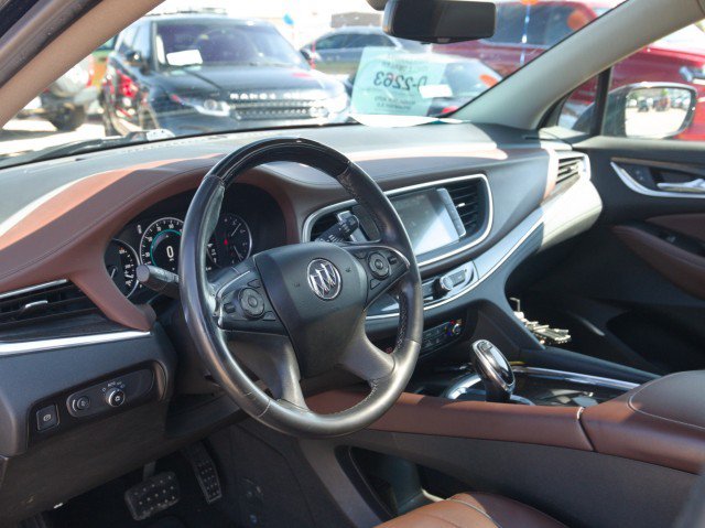 Used 2018 Buick Enclave Avenir w/ Avenir Technology Package AWD/4WD image 16